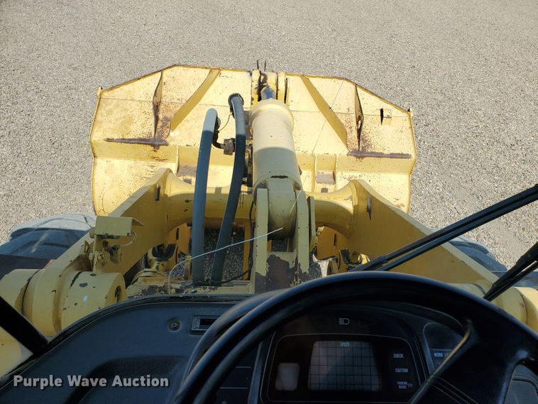 image for item HO9659 1996 Komatsu WA320-3L  wheel loader