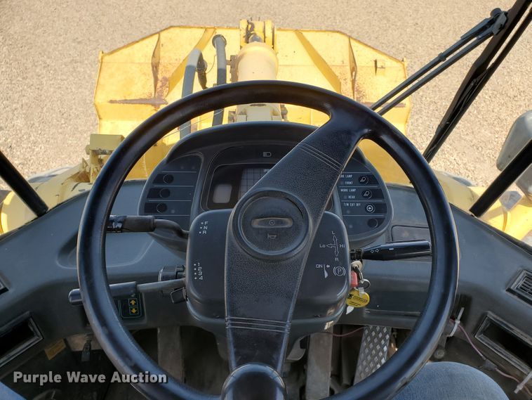 image for item HO9659 1996 Komatsu WA320-3L  wheel loader