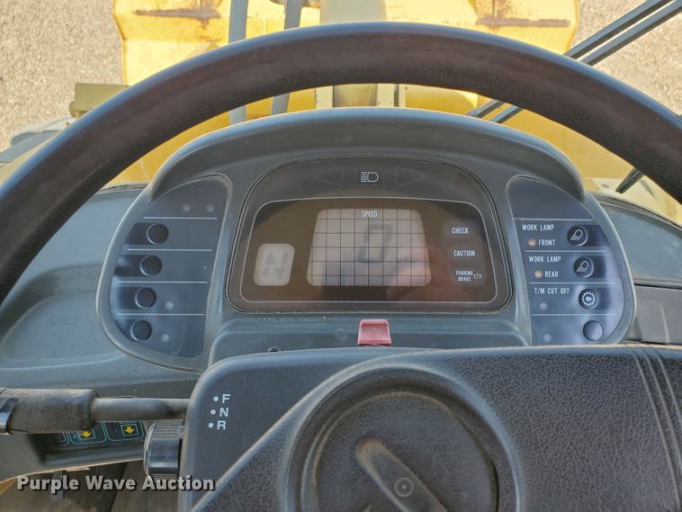 image for item HO9659 1996 Komatsu WA320-3L  wheel loader