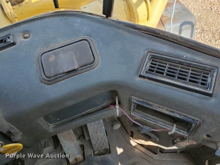 image for item HO9659 1996 Komatsu WA320-3L  wheel loader