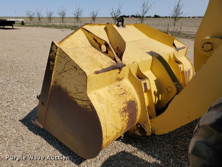 image for item HO9659 1996 Komatsu WA320-3L  wheel loader