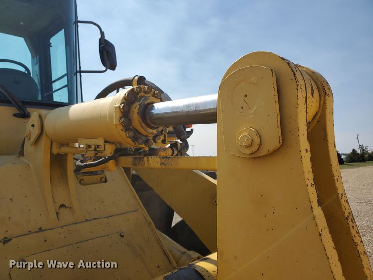image for item HO9659 1996 Komatsu WA320-3L  wheel loader
