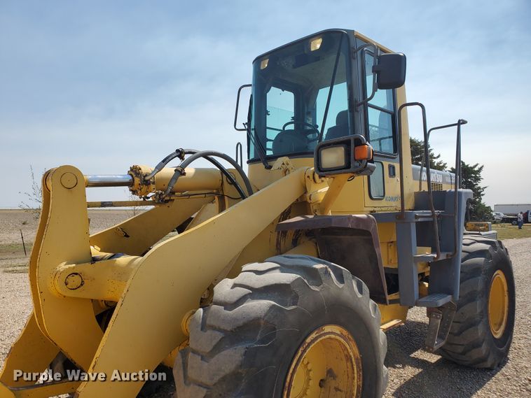 image for item HO9659 1996 Komatsu WA320-3L  wheel loader