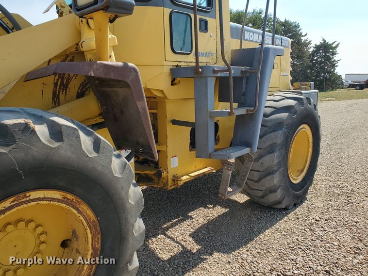image for item HO9659 1996 Komatsu WA320-3L  wheel loader