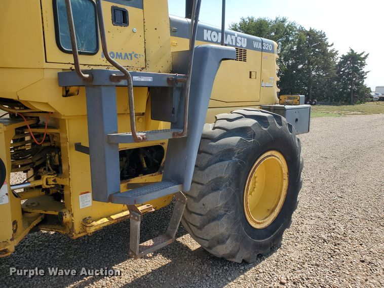 image for item HO9659 1996 Komatsu WA320-3L  wheel loader