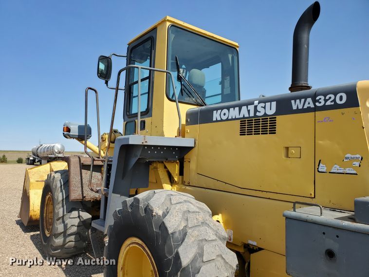 image for item HO9659 1996 Komatsu WA320-3L  wheel loader