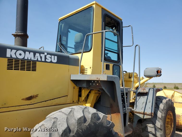 image for item HO9659 1996 Komatsu WA320-3L  wheel loader