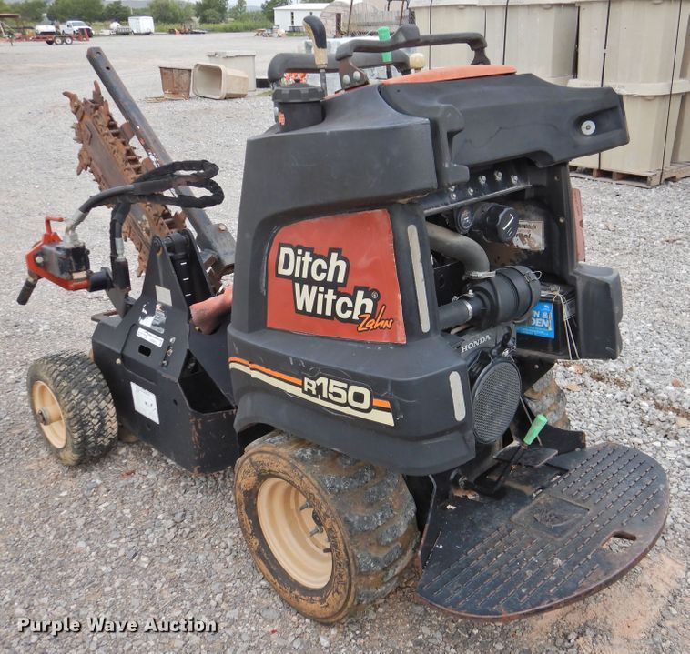 image for item HO9919 2008 Ditch Witch R150  trencher