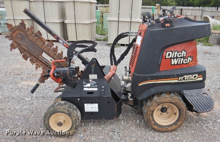 image for item HO9919 2008 Ditch Witch R150  trencher