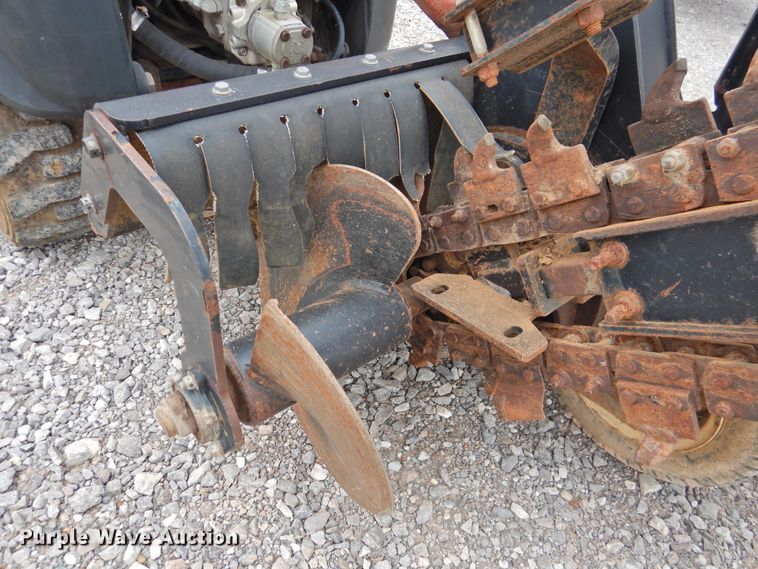 image for item HO9919 2008 Ditch Witch R150  trencher