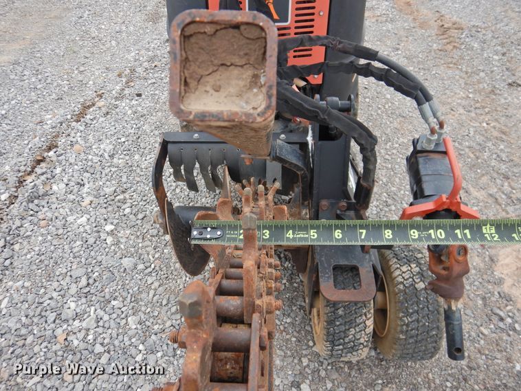 image for item HO9919 2008 Ditch Witch R150  trencher