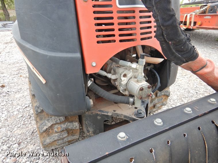image for item HO9919 2008 Ditch Witch R150  trencher
