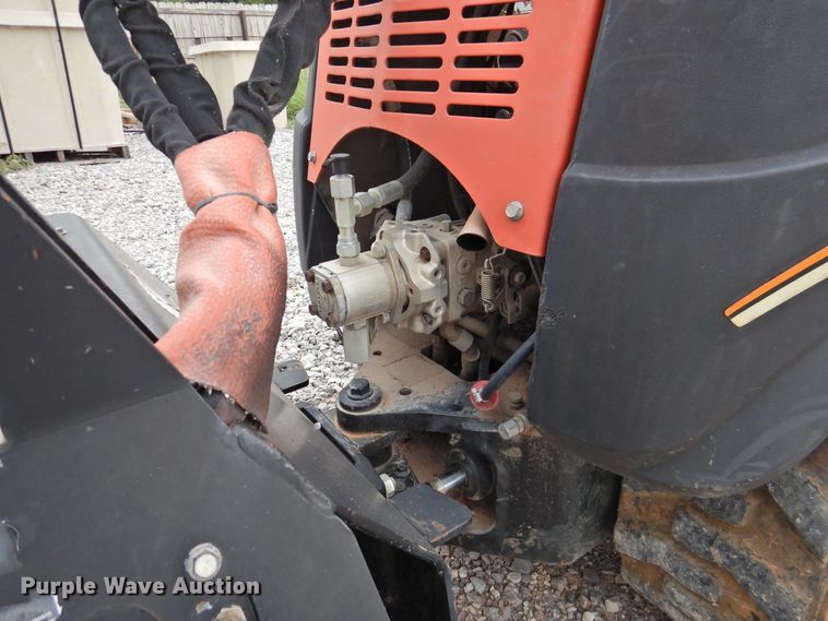 image for item HO9919 2008 Ditch Witch R150  trencher