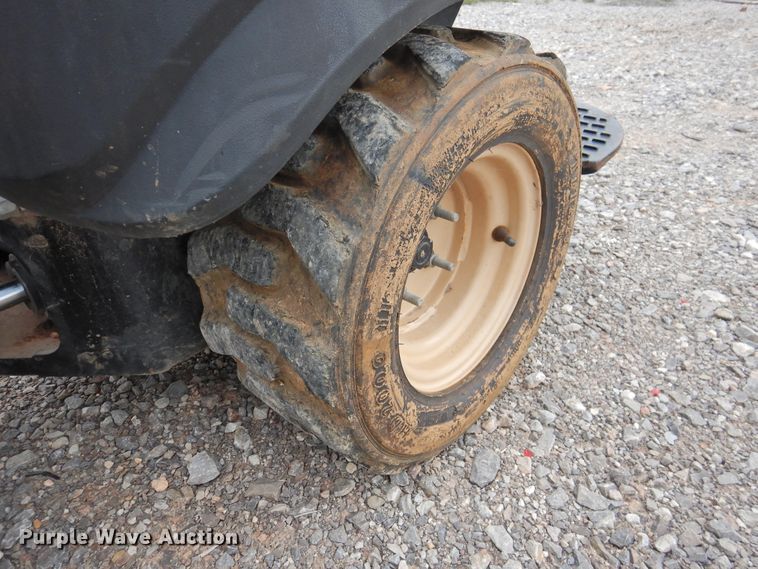 image for item HO9919 2008 Ditch Witch R150  trencher