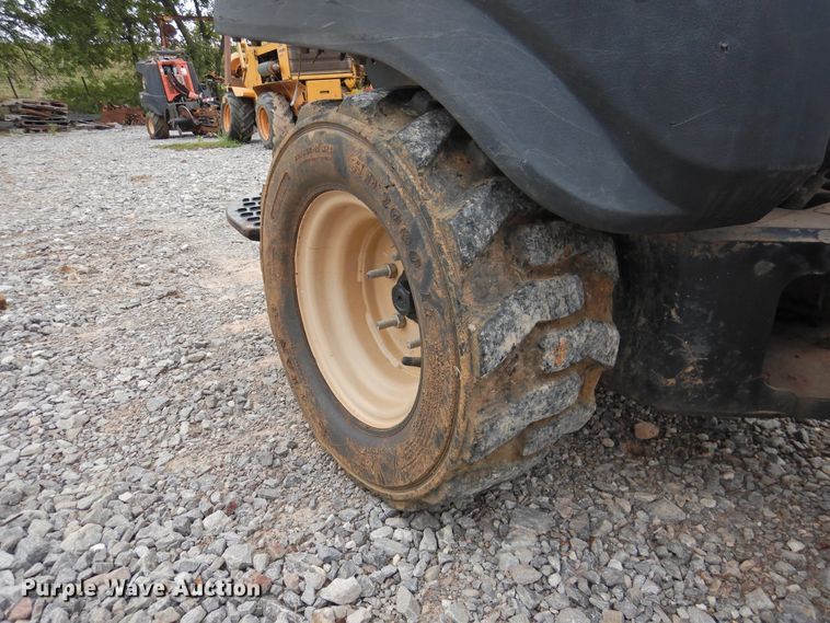 image for item HO9919 2008 Ditch Witch R150  trencher