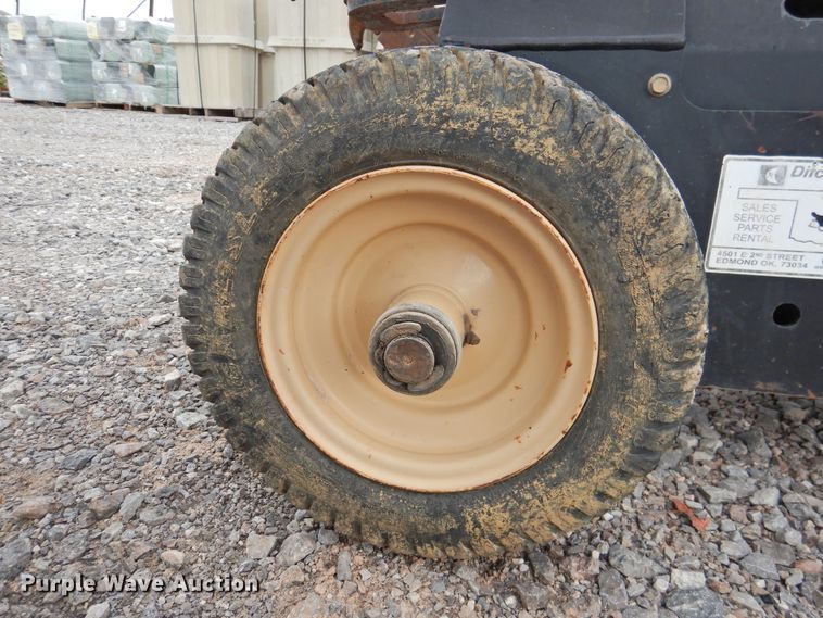 image for item HO9919 2008 Ditch Witch R150  trencher