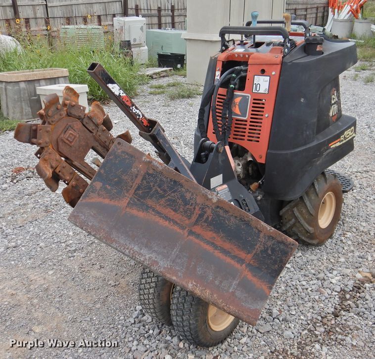 image for item HO9920 2008 Ditch Witch R150  trencher