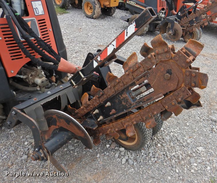image for item HO9920 2008 Ditch Witch R150  trencher