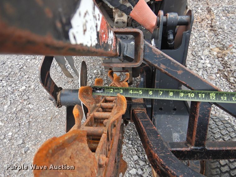 image for item HO9920 2008 Ditch Witch R150  trencher