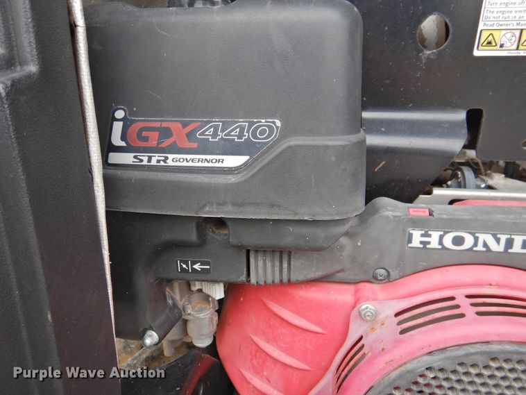 image for item HO9920 2008 Ditch Witch R150  trencher