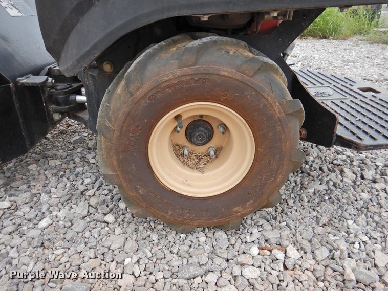 image for item HO9920 2008 Ditch Witch R150  trencher