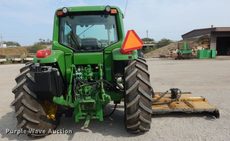 image for item HV9995 2002 John Deere 6420  tractor