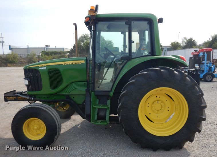 image for item HV9995 2002 John Deere 6420  tractor