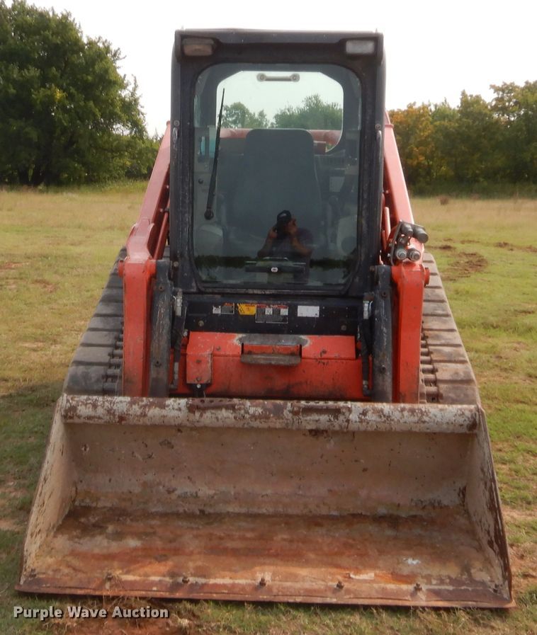image for item HW9280 Kubota SVL90-2  tracked skid steer loader