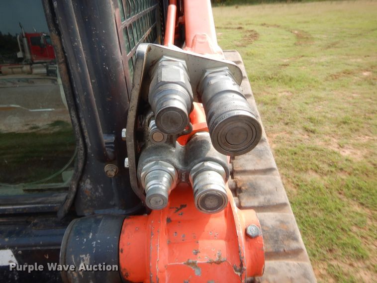 image for item HW9280 Kubota SVL90-2  tracked skid steer loader