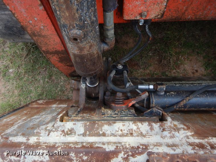 image for item HW9280 Kubota SVL90-2  tracked skid steer loader