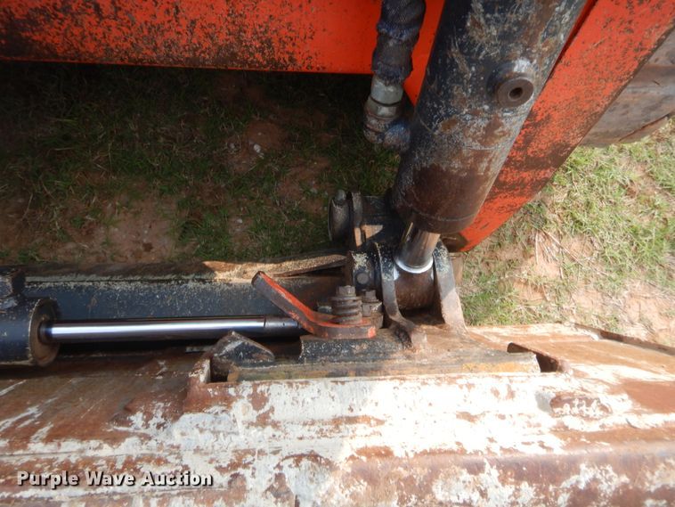 image for item HW9280 Kubota SVL90-2  tracked skid steer loader