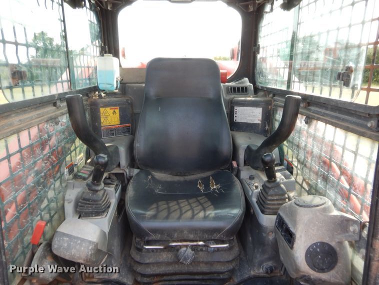 image for item HW9280 Kubota SVL90-2  tracked skid steer loader