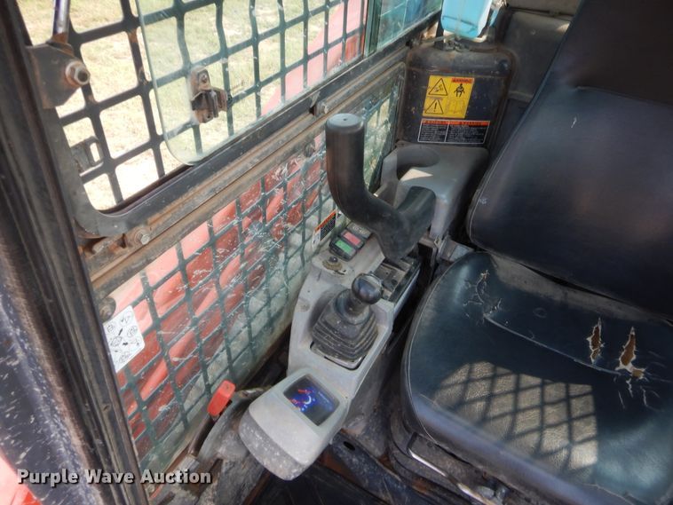 image for item HW9280 Kubota SVL90-2  tracked skid steer loader