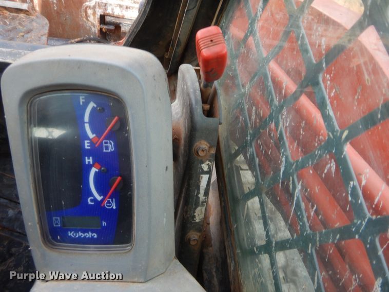 image for item HW9280 Kubota SVL90-2  tracked skid steer loader