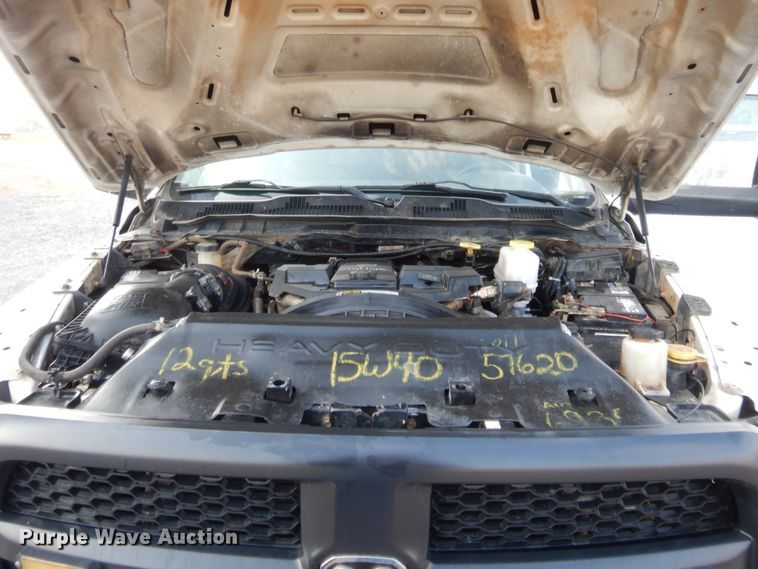 image for item HW9304 2015 Dodge Ram 5500  bucket truck