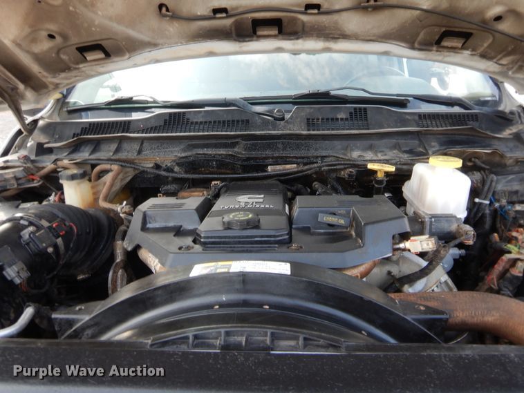 image for item HW9304 2015 Dodge Ram 5500  bucket truck