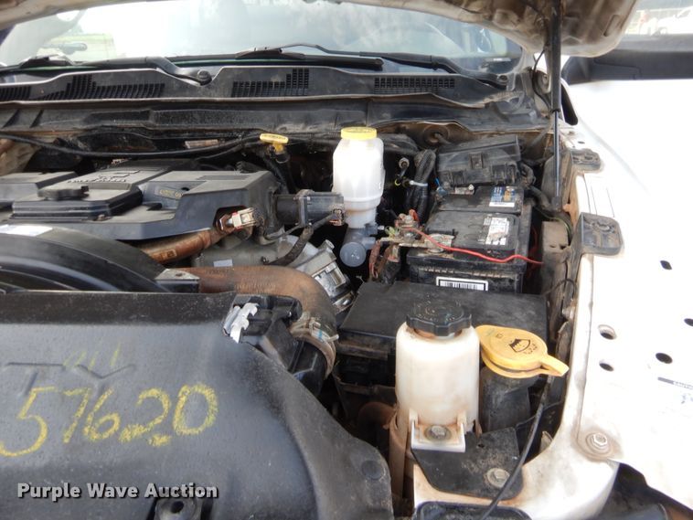 image for item HW9304 2015 Dodge Ram 5500  bucket truck