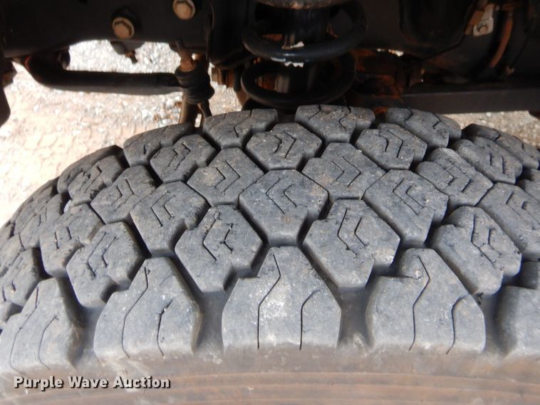 image for item HW9304 2015 Dodge Ram 5500  bucket truck