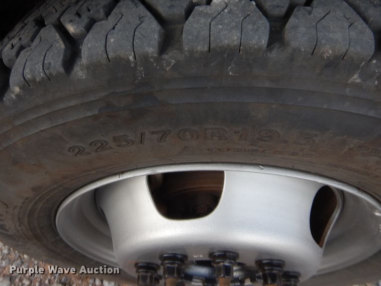 image for item HW9304 2015 Dodge Ram 5500  bucket truck