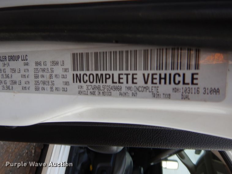 image for item HW9304 2015 Dodge Ram 5500  bucket truck