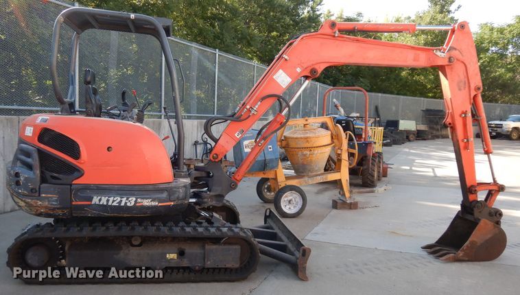 image for item HY9704 Kubota KX121-3SS  mini excavator