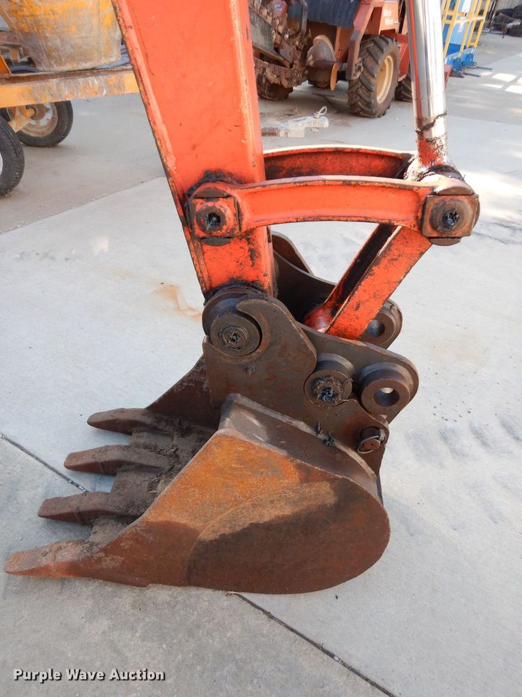 image for item HY9704 Kubota KX121-3SS  mini excavator