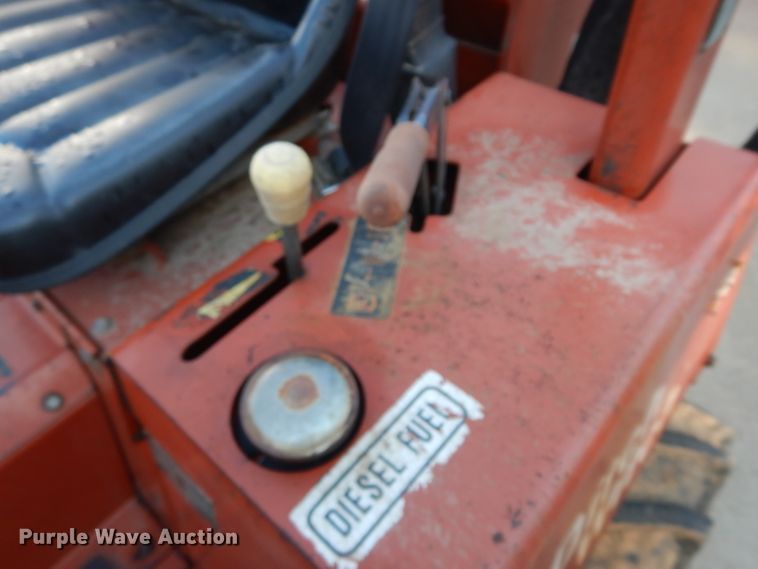 image for item HY9706 2003 Ditch Witch 3700DD  trencher