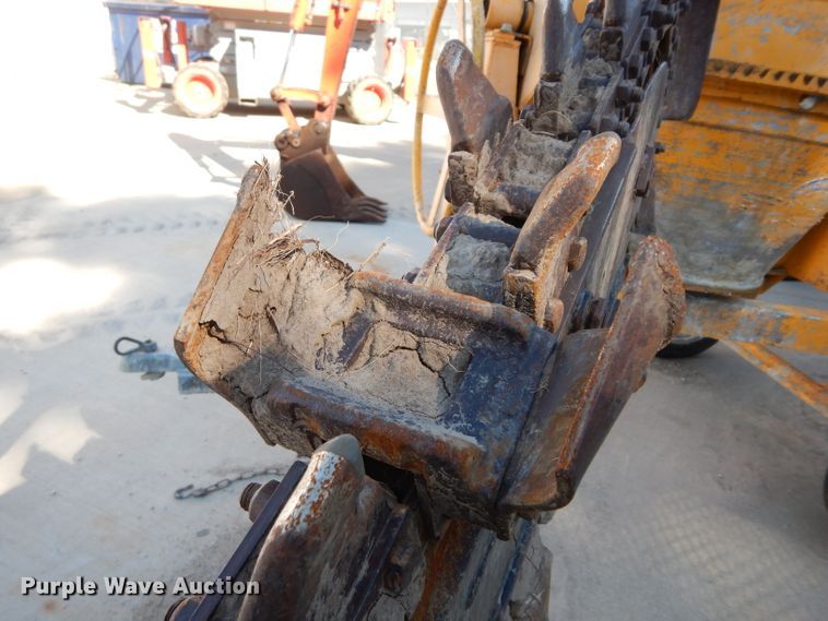 image for item HY9706 2003 Ditch Witch 3700DD  trencher