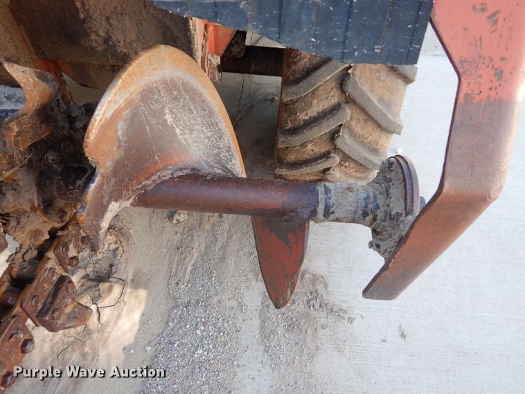 image for item HY9706 2003 Ditch Witch 3700DD  trencher
