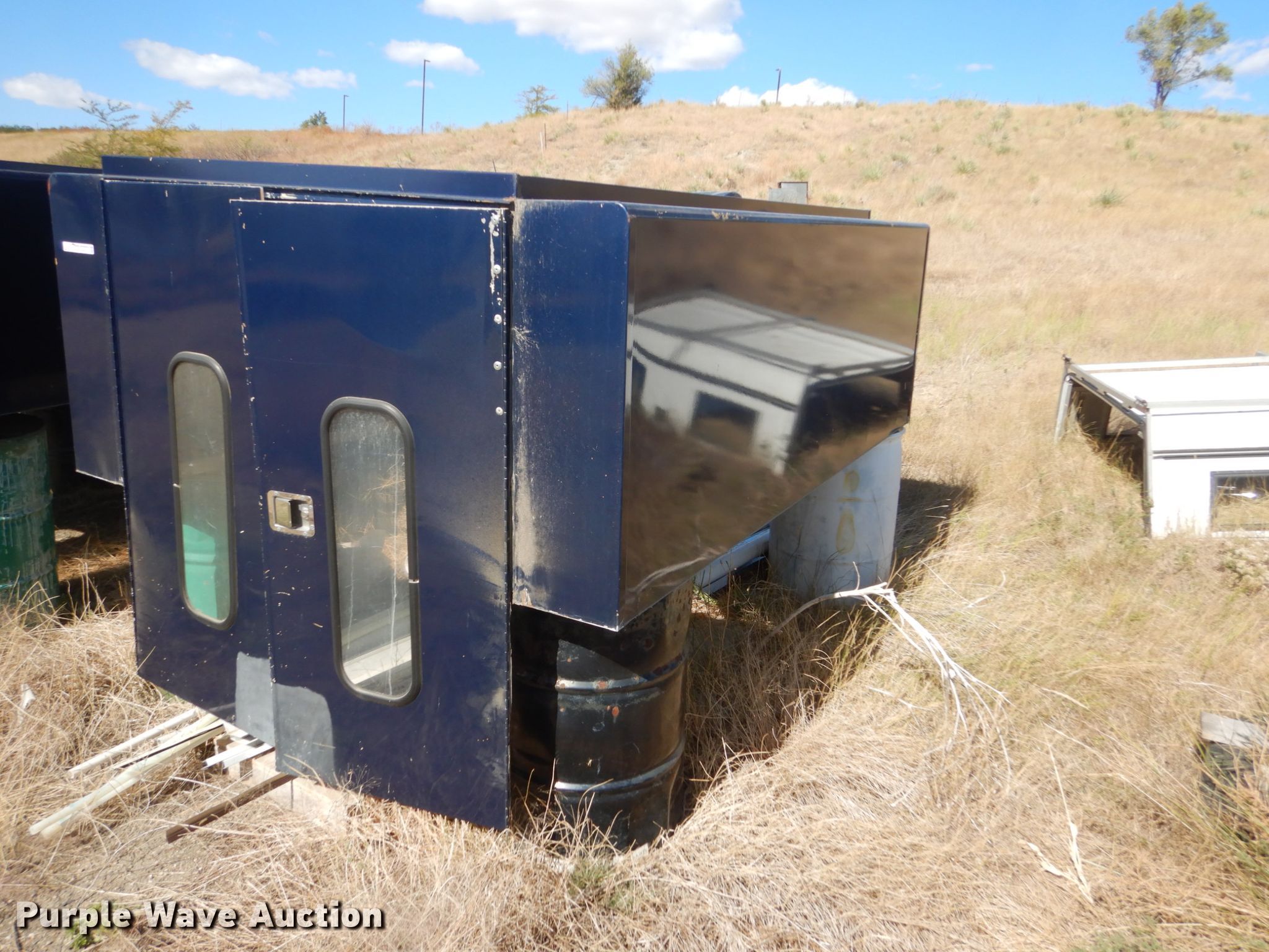 9'L x 78"W pickup truck topper in Pierre, SD Item HP9922 sold