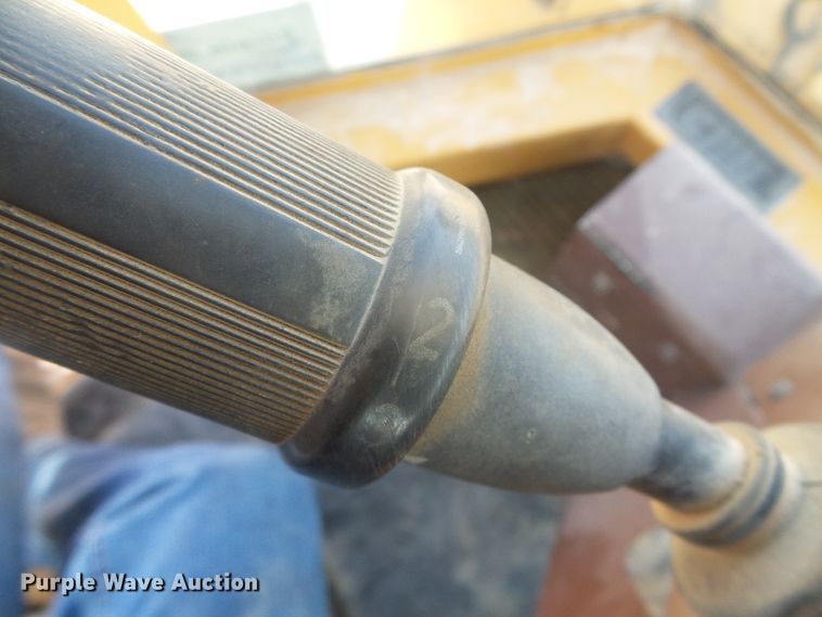 image for item DD0251 1995 Case 621B  wheel loader