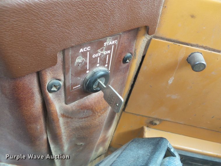 image for item DD0251 1995 Case 621B  wheel loader