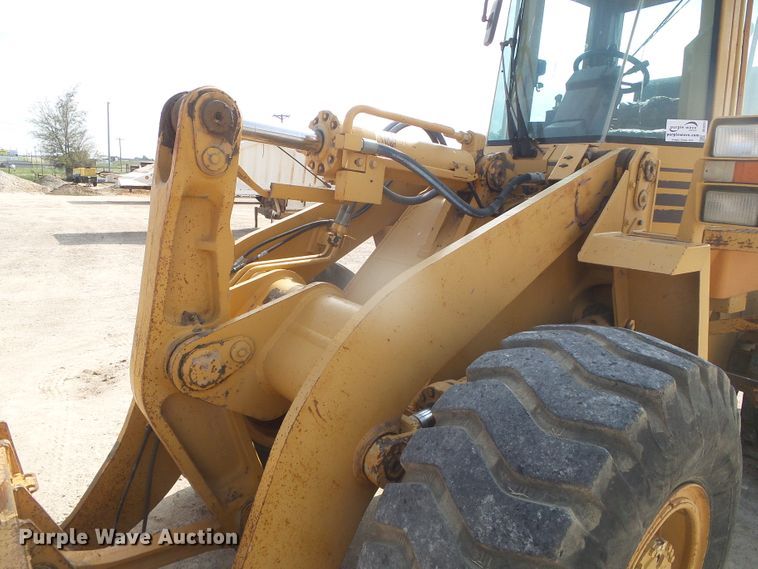 image for item DD0251 1995 Case 621B  wheel loader