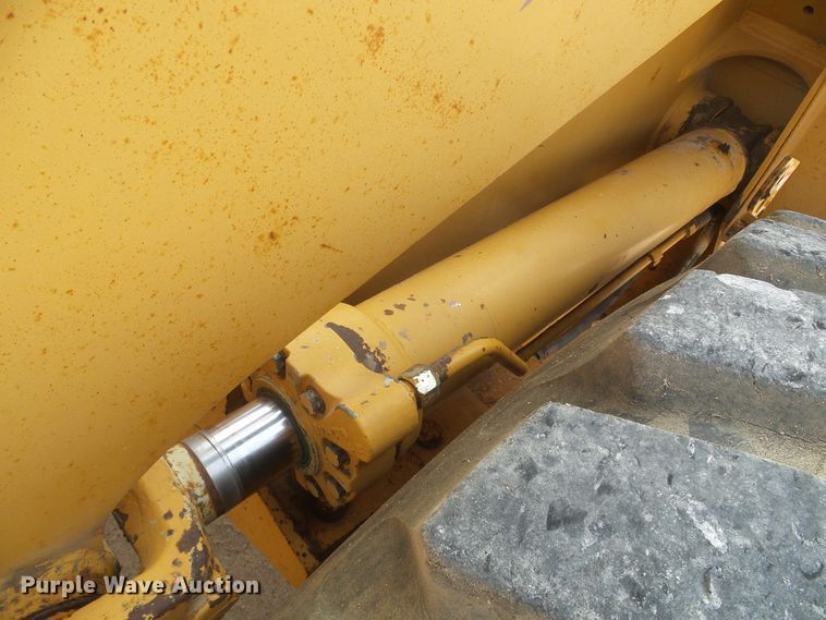 image for item DD0251 1995 Case 621B  wheel loader